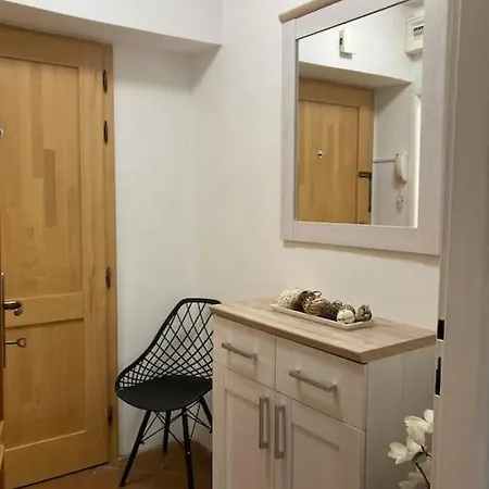 Blizko Centra Apartment Piest'any